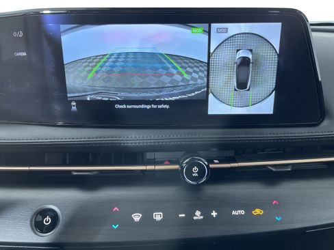 Certified 2024 Nissan Ariya AWD image 19