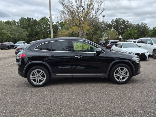 Certified 2022 Mercedes-Benz GLA 250 4MATIC image 4