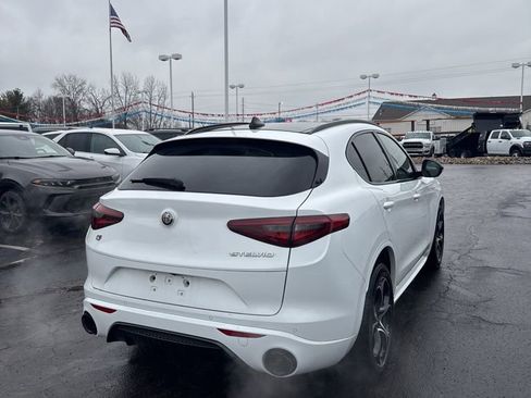 Used 2023 Alfa Romeo Stelvio Veloce image 7