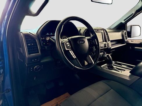 Used 2017 Ford F150 XLT w/ Equipment Group 302A Luxury AWD/4WD image 10