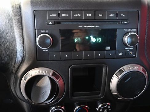 Used 2016 Jeep Wrangler Sport w/ Quick Order Package 24S image 16
