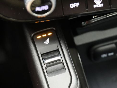 Used 2025 Kia Telluride S AWD/4WD image 24