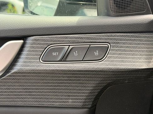Used 2024 Hyundai Palisade Limited AWD/4WD image 20