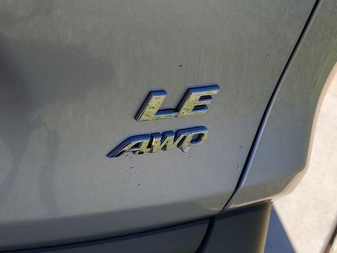 Used 2025 Toyota RAV4 LE AWD/4WD image 34
