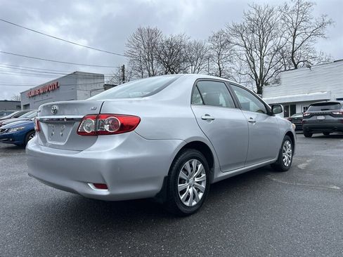 Used 2013 Toyota Corolla LE FWD image 4