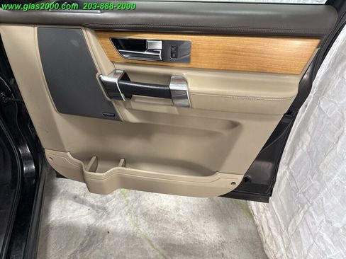 Used 2014 Land Rover LR4 HSE LUX image 26