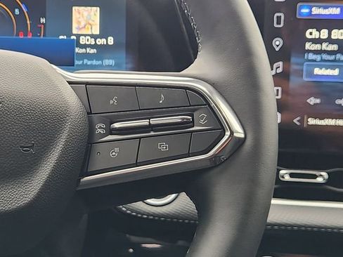 Used 2026 Chevrolet Equinox LT FWD image 28