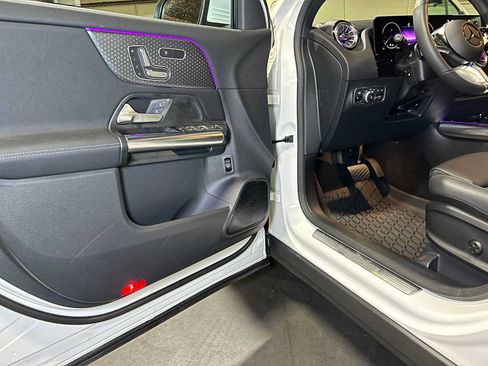 Certified 2026 Mercedes-Benz GLA 250 4MATIC image 21