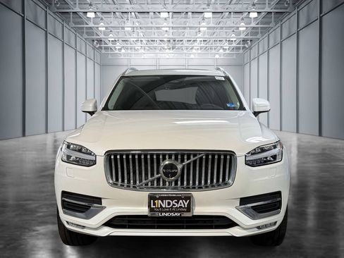 Used 2024 Volvo XC90 B6 Plus AWD/4WD image 8