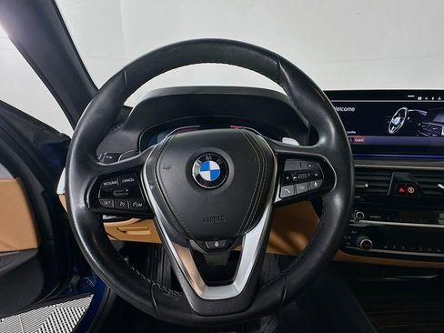 Used 2021 BMW 530i xDrive w/ Convenience Package AWD/4WD image 16
