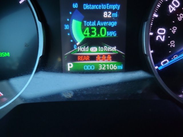 Used 2022 Toyota RAV4 XLE AWD/4WD image 18