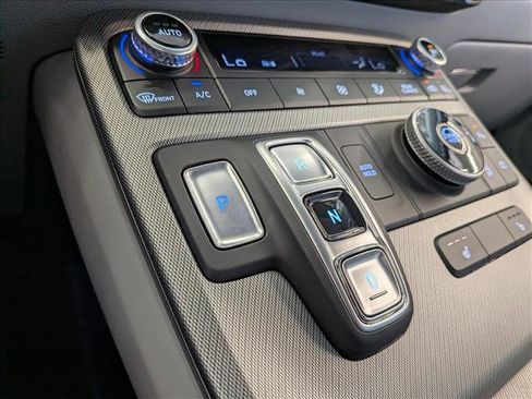 Used 2025 Hyundai Palisade SEL FWD image 18