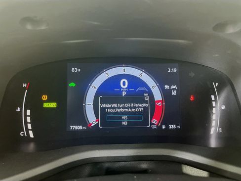 Used 2025 Toyota Camry LE w/ Convenience Package FWD image 17