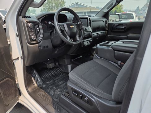 Used 2021 Chevrolet Silverado 1500 W/T w/ WT Value Package AWD/4WD image 11