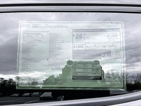 New 2026 Jeep Compass Latitude image 13