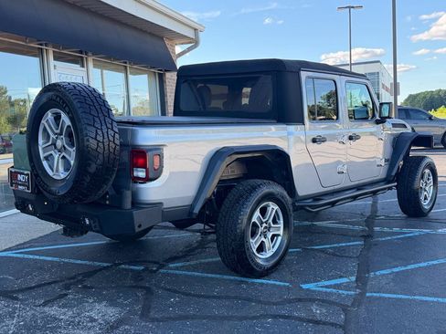 Used 2020 Jeep Gladiator Sport w/ Quick Order Package 24S AWD/4WD image 8