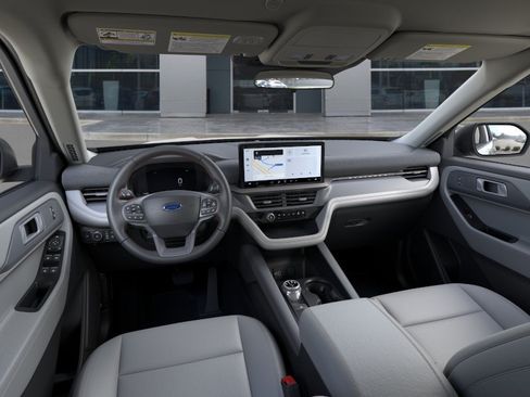 New 2026 Ford Explorer Active w/ Active Comfort Package RWD image 12