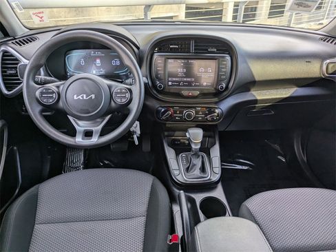 Used 2024 Kia Soul LX w/ Option Group 015 image 26