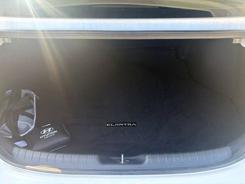 Used 2026 Hyundai Elantra SEL FWD image 20