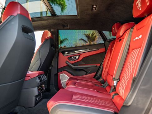 Used 2024 Lamborghini Urus S image 34