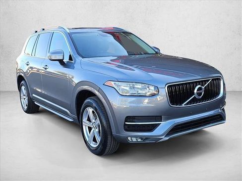 Used 2016 Volvo XC90 T5 Momentum image 3