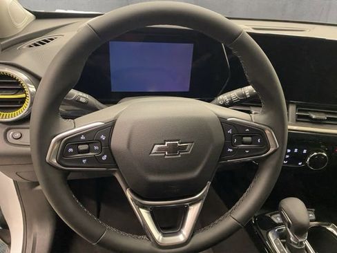 New 2026 Chevrolet Trax ACTIV w/ Driver Confidence Package FWD image 19