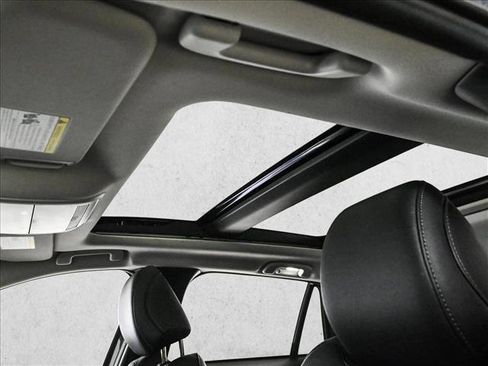 Used 2025 MAZDA CX-50 AWD 2.5 S w/ Premium Plus Pkg image 16