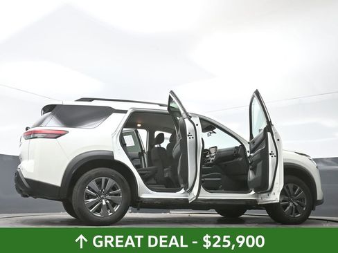 Used 2024 Nissan Pathfinder SV AWD/4WD image 79