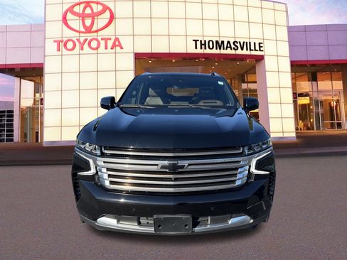 Used 2024 Chevrolet Tahoe High Country image 2