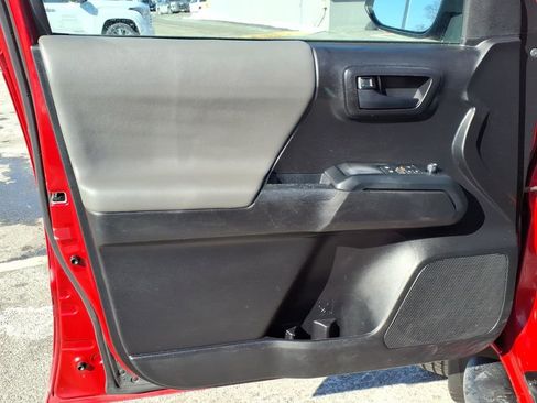 Certified 2019 Toyota Tacoma SR image 12