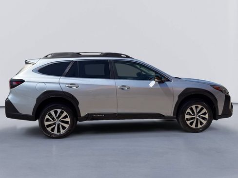 Certified 2024 Subaru Outback Premium w/ Popular Package #1A AWD/4WD image 2