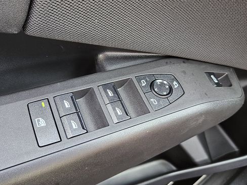 New 2025 BMW X3 xDrive30i w/ Convenience Package image 39