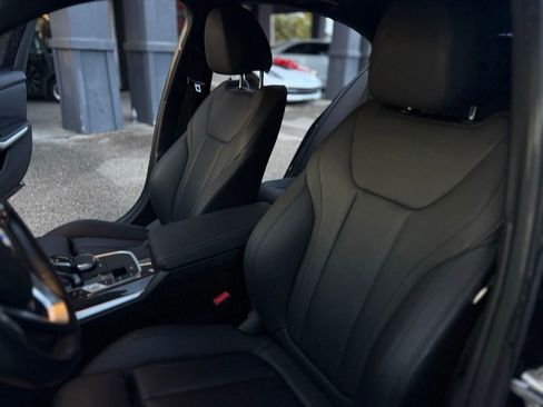 Used 2019 BMW 330i Sedan image 25