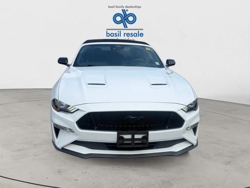 Used 2022 Ford Mustang GT Premium RWD image 9