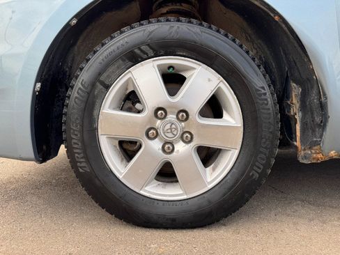 Used 2009 Toyota Sienna XLE FWD image 13