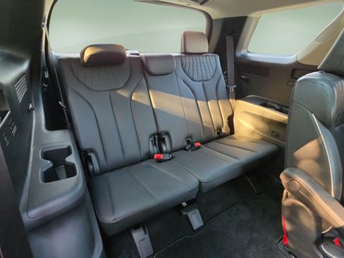 Used 2023 Hyundai Palisade Limited AWD/4WD image 39