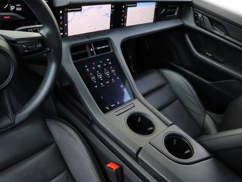 Used 2020 Porsche Taycan 4S image 59