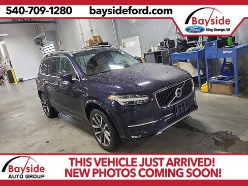 Used 2017 Volvo XC90 T6 Momentum w/ Vision Package image 1