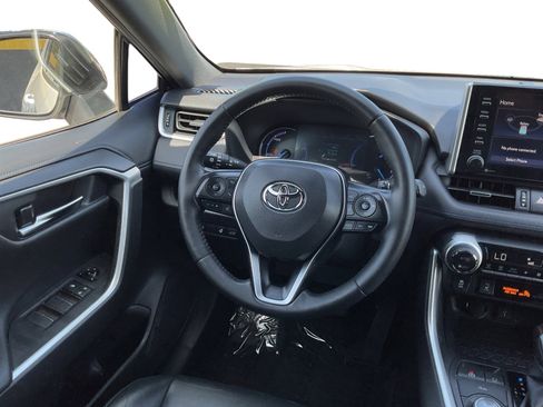 Used 2020 Toyota RAV4 XSE w/ XSE Grade Weather Package AWD/4WD image 11