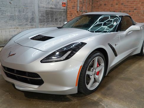 Used 2014 Chevrolet Corvette Stingray Convertible w/ 3LT Preferred Equipment Group RWD image 20