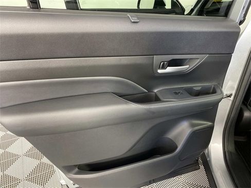 Used 2024 Toyota Grand Highlander Limited image 24