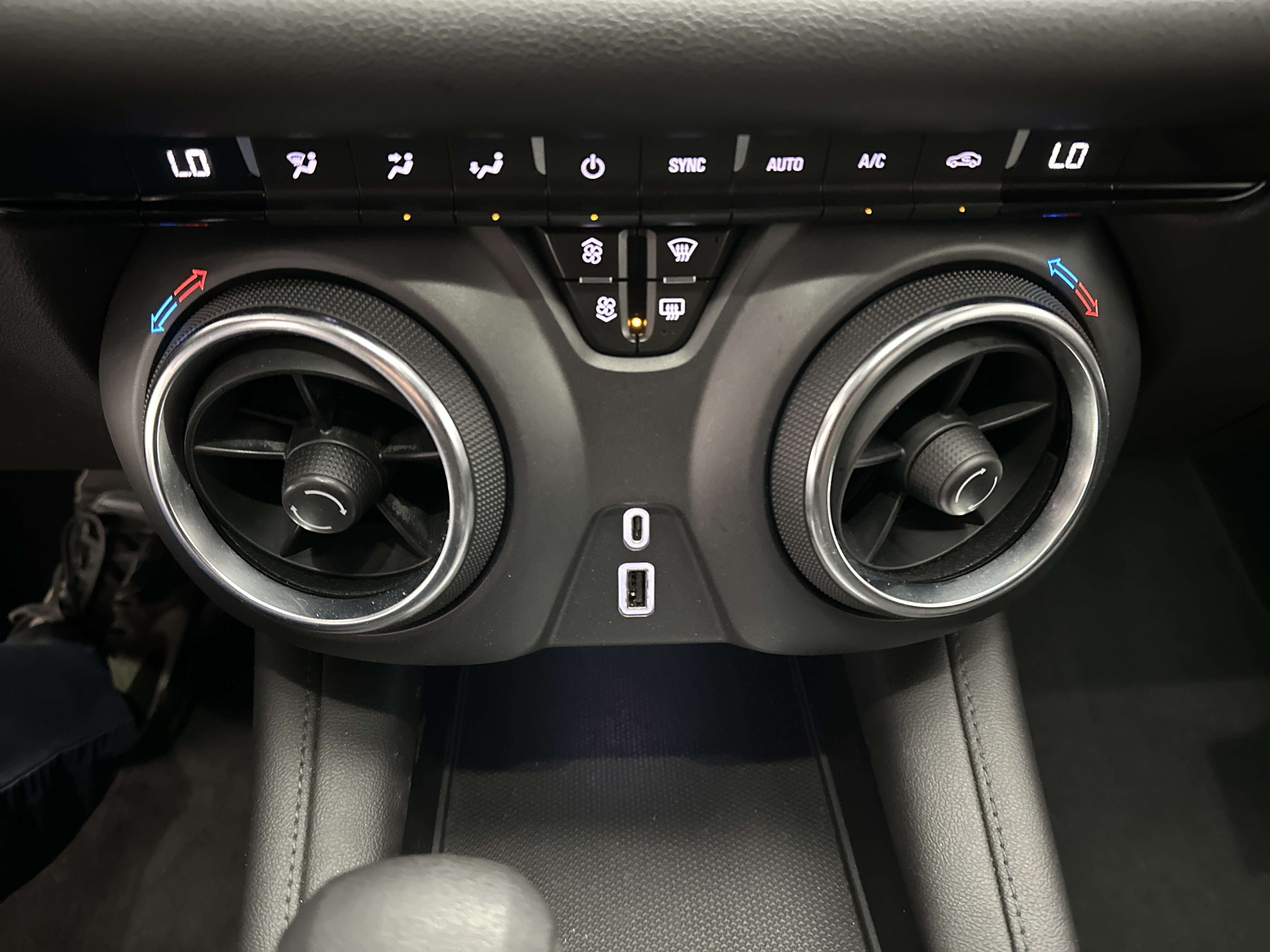 Used 2021 Chevrolet Blazer LT w/ Midnight/Sport Edition AWD/4WD image 30