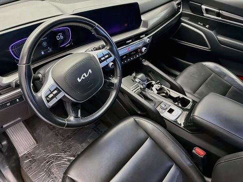 Used 2025 Kia Telluride S AWD/4WD image 7