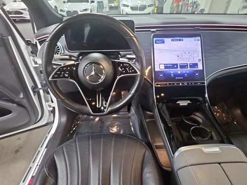 Used 2023 Mercedes-Benz EQS 450+ SUV image 17