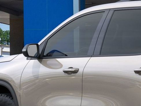 New 2026 Chevrolet Traverse Z71 w/ Enhanced Driving Package image 13