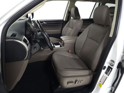 Used 2023 Lexus GX 460 Premium w/ Premium Package image 16