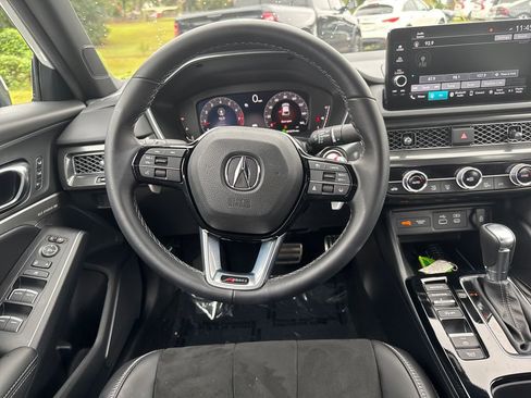 Used 2025 Acura Integra A-Spec image 17