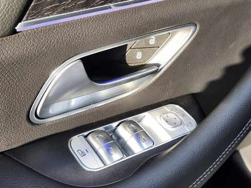 New 2026 Mercedes-Benz GLS 450 4MATIC image 17