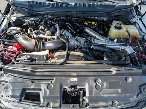 Used 2017 Ford F550 4x4 SuperCab Super Duty image 27