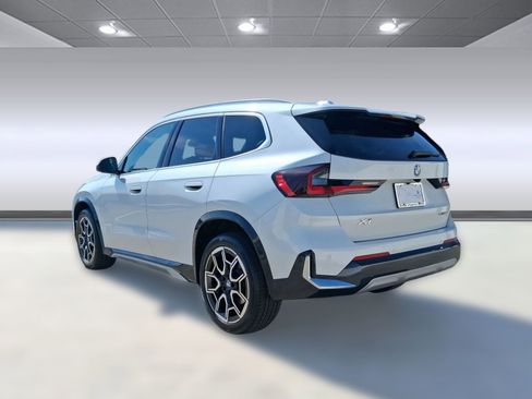 Used 2025 BMW X1 xDrive28i w/ Premium Package image 3